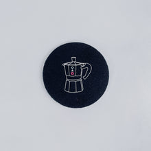 將圖片載入圖庫檢視器 【BIALETTI 影展】坂本日常摩卡壺+怪奇物語冷水杯送酷黑杯墊