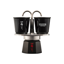 將圖片載入圖庫檢視器 【怪奇物語】詭影雙耳摩卡壺 熱感應變色杯款 2人份 送罐裝咖啡粉