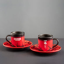 將圖片載入圖庫檢視器 【怪奇物語】詭影濃縮咖啡對杯組 變色杯 兩杯兩盤