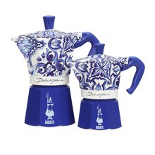 將圖片載入圖庫檢視器 【買就送】D&G 聯名經典摩卡壺3杯份-地中海藍 加贈杏仁香濃咖啡粉