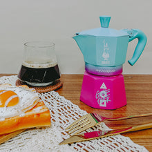 將圖片載入圖庫檢視器 【成箱區】魷魚遊戲聯名 BIALETTI 經典摩卡壺3TZ 3杯份(6入)