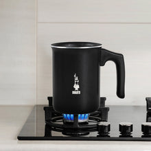 將圖片載入圖庫檢視器 BIALETTI 雙層手打奶泡器-不插電的鏡面拉花神器