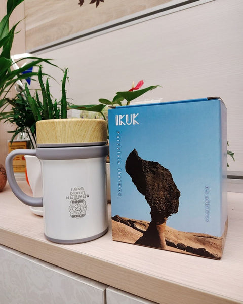 「讓生活每一刻都有溫度。#ikuk艾可陶瓷保溫杯 」