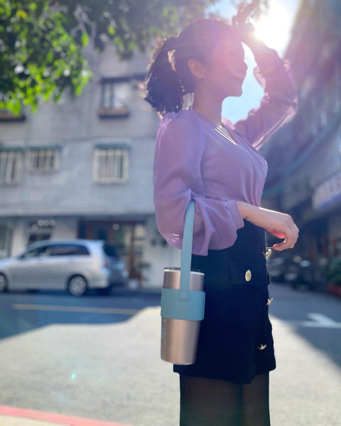 環保減塑對環境盡的一份小心力，自帶環保杯出門