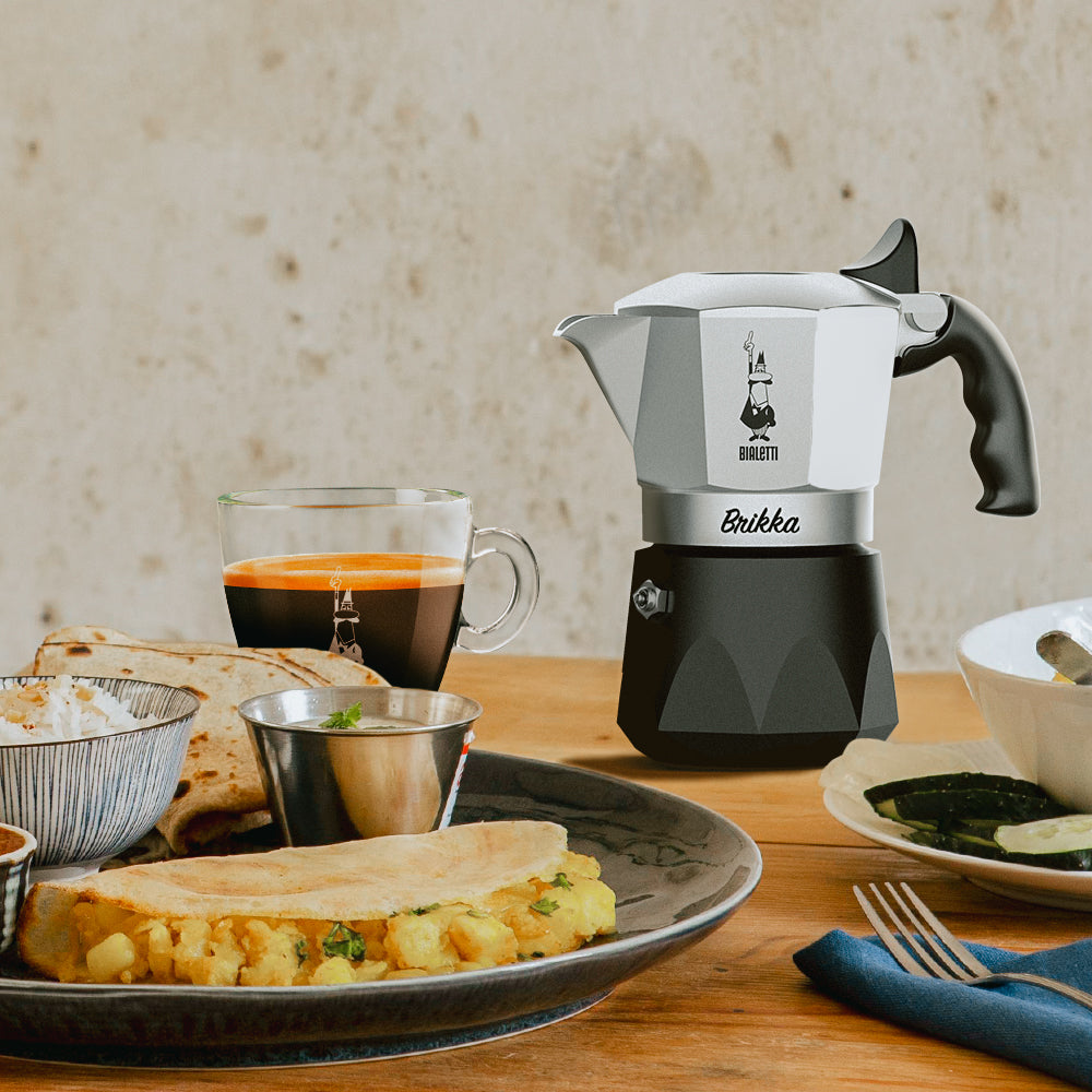 【封館慶】BIALETTI 加壓摩卡壺 2杯份 拿鐵組 (含手打奶泡器)｜實用贈 三合一清潔刷