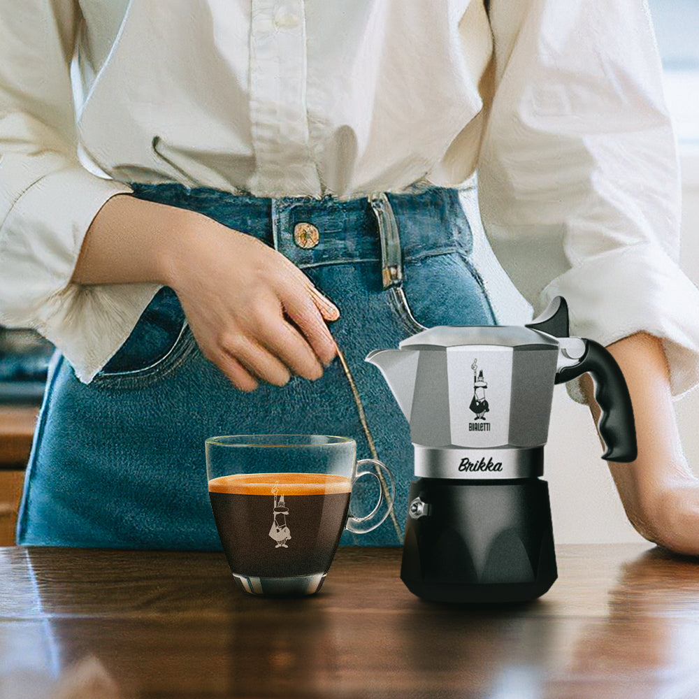 【封館慶】BIALETTI 加壓摩卡壺 2杯份 拿鐵組 (含手打奶泡器)｜實用贈 三合一清潔刷