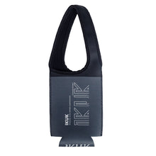 將圖片載入圖庫檢視器 IKUK 彈性大提瓶套(適用直身/曲線系列)
