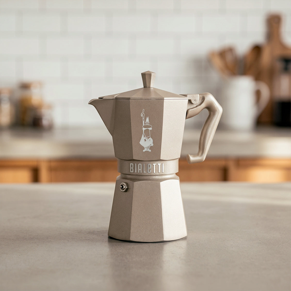【新品上市】Bialetti Exclusive 臻選八角電火摩卡壺3／6杯份－沙漠杏／霧岩灰 贈原廠膠圈組